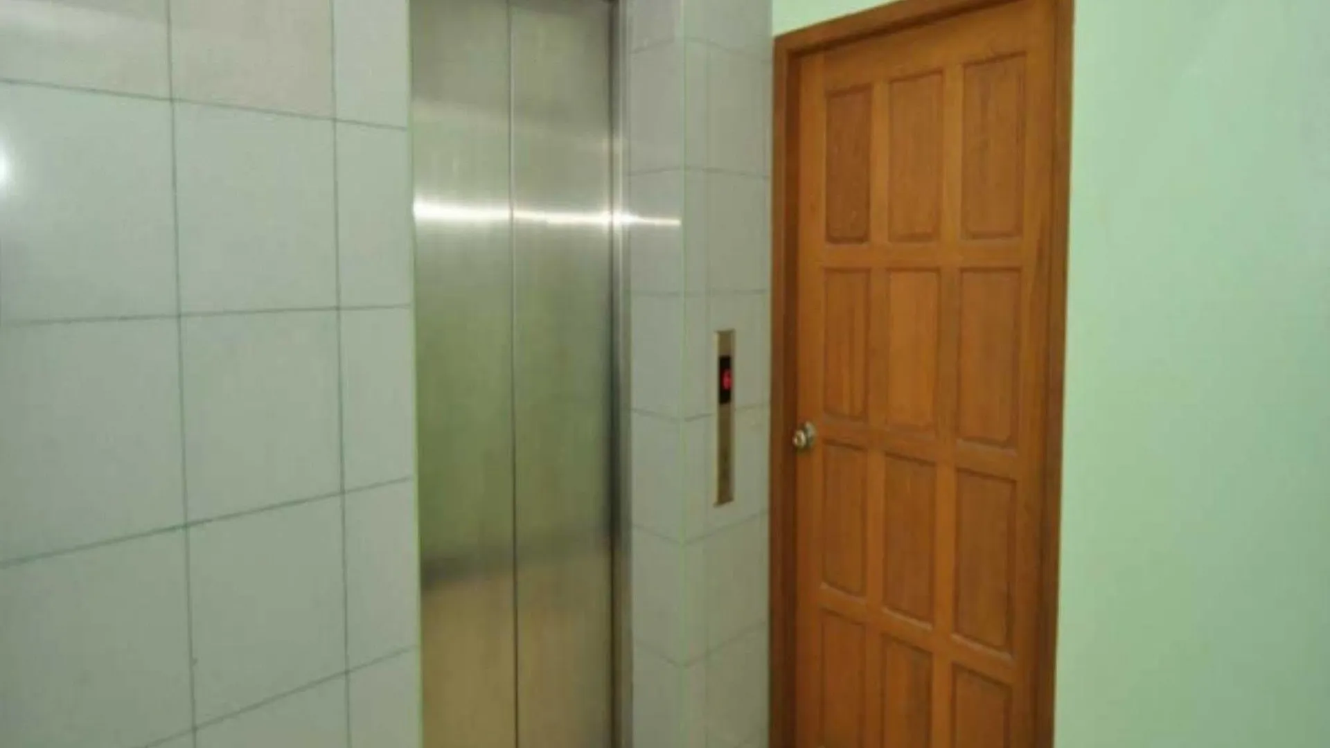 ***  Kaung Su San Hotel Rangoon Myanmar